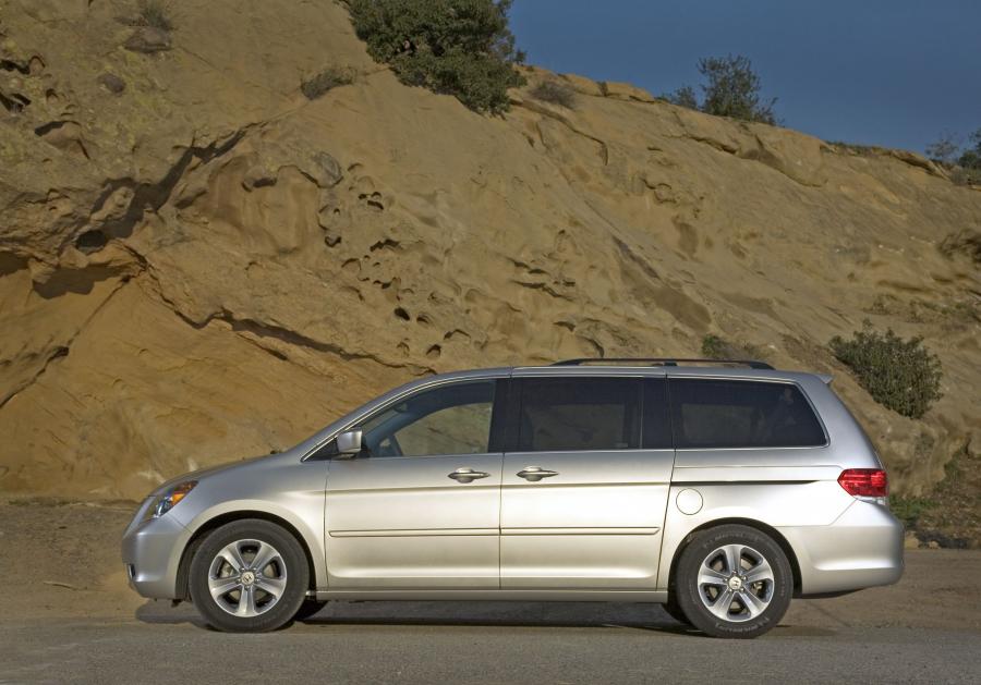  Honda Odyssey 2008 года  (US) (фото 17 из 31)